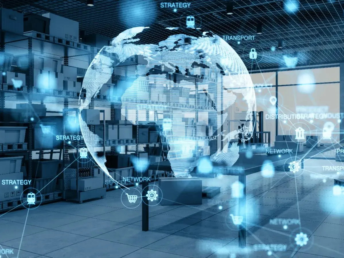 Globalny magazyn z wizualizacją danych, pokazujący sieć i strategię 7R.