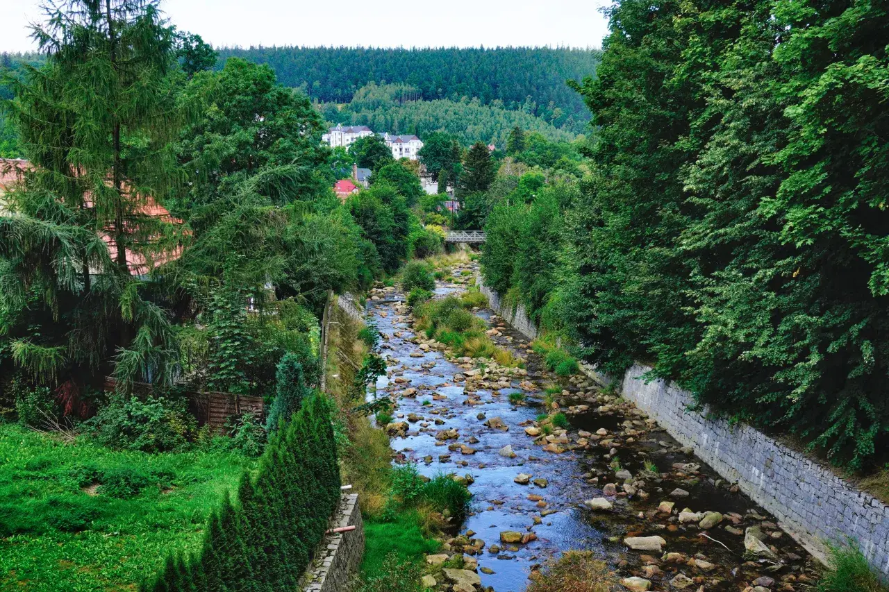 Świeradów-Zdrój: Atrakcje, które zaskoczą Cię o każdej porze roku!