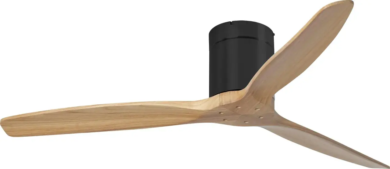 Ventilador de techo con aspas de madera natural y motor negro. Ideal para un acabado moderno en pladur.