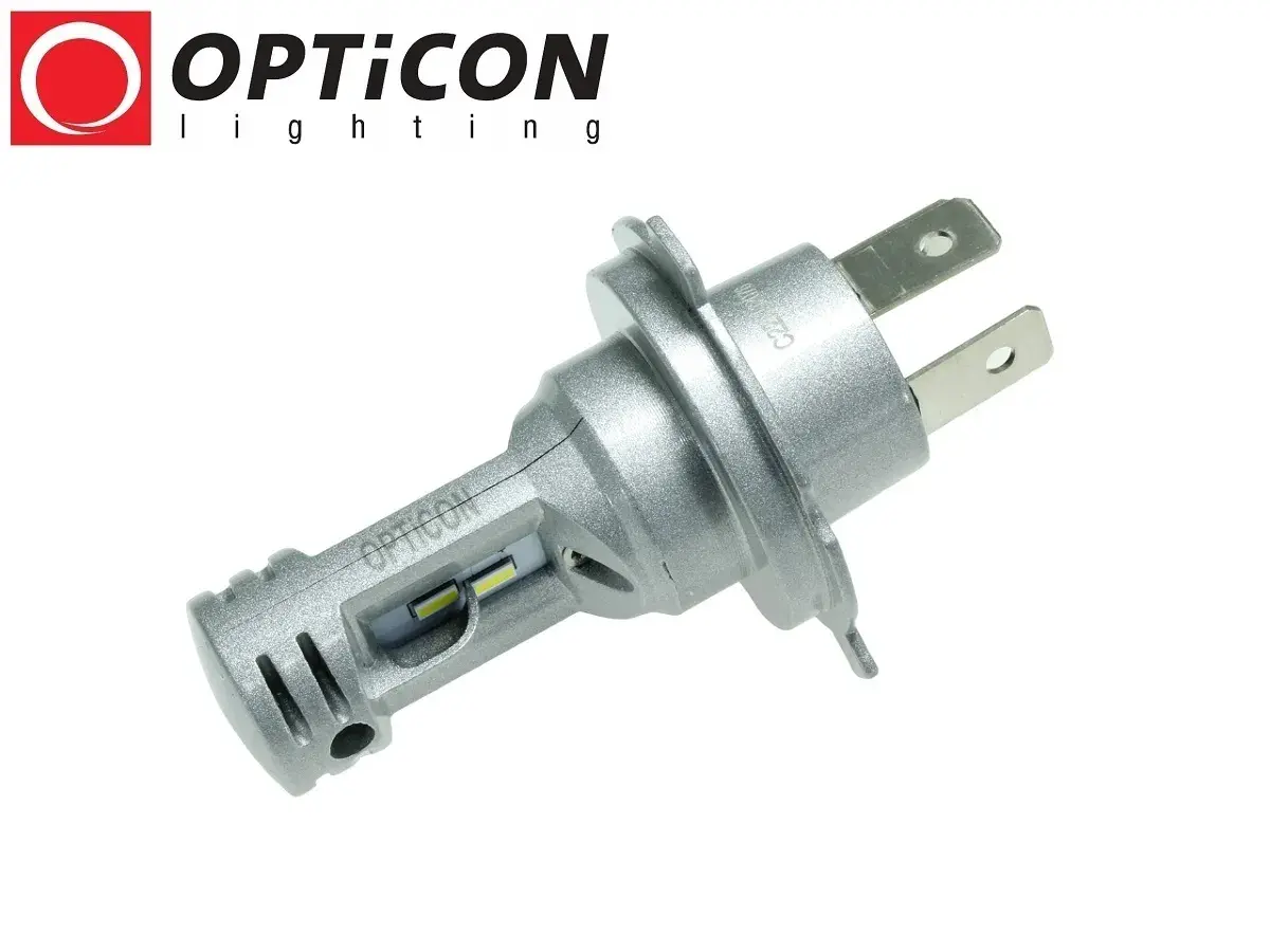 Srebrna żarówka LED Opticon, idealna do świateł mijania Toyota Yaris.