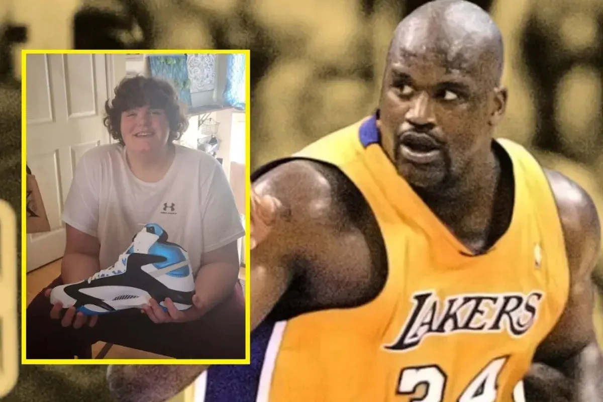 Chłopiec trzyma buta, który może być w jego rozmiarze, podczas gdy po prawej widać Shaquille O'Neal w koszulce Lakers.