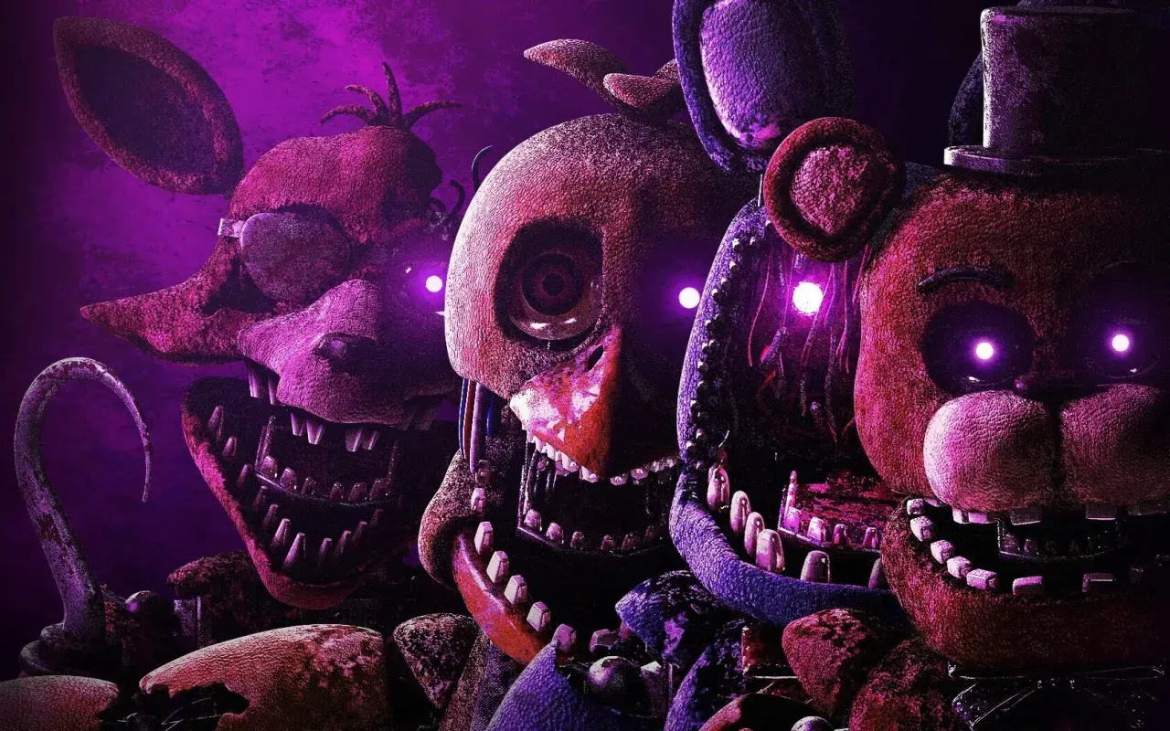 Przerażające animatroniki Freddy'ego, Chici i Foxy'ego z fnaf movie 2 z fioletowymi oczami.