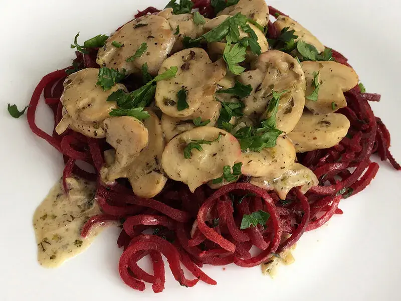 Spaghetti z burakami: przepis + sekrety idealnego smaku