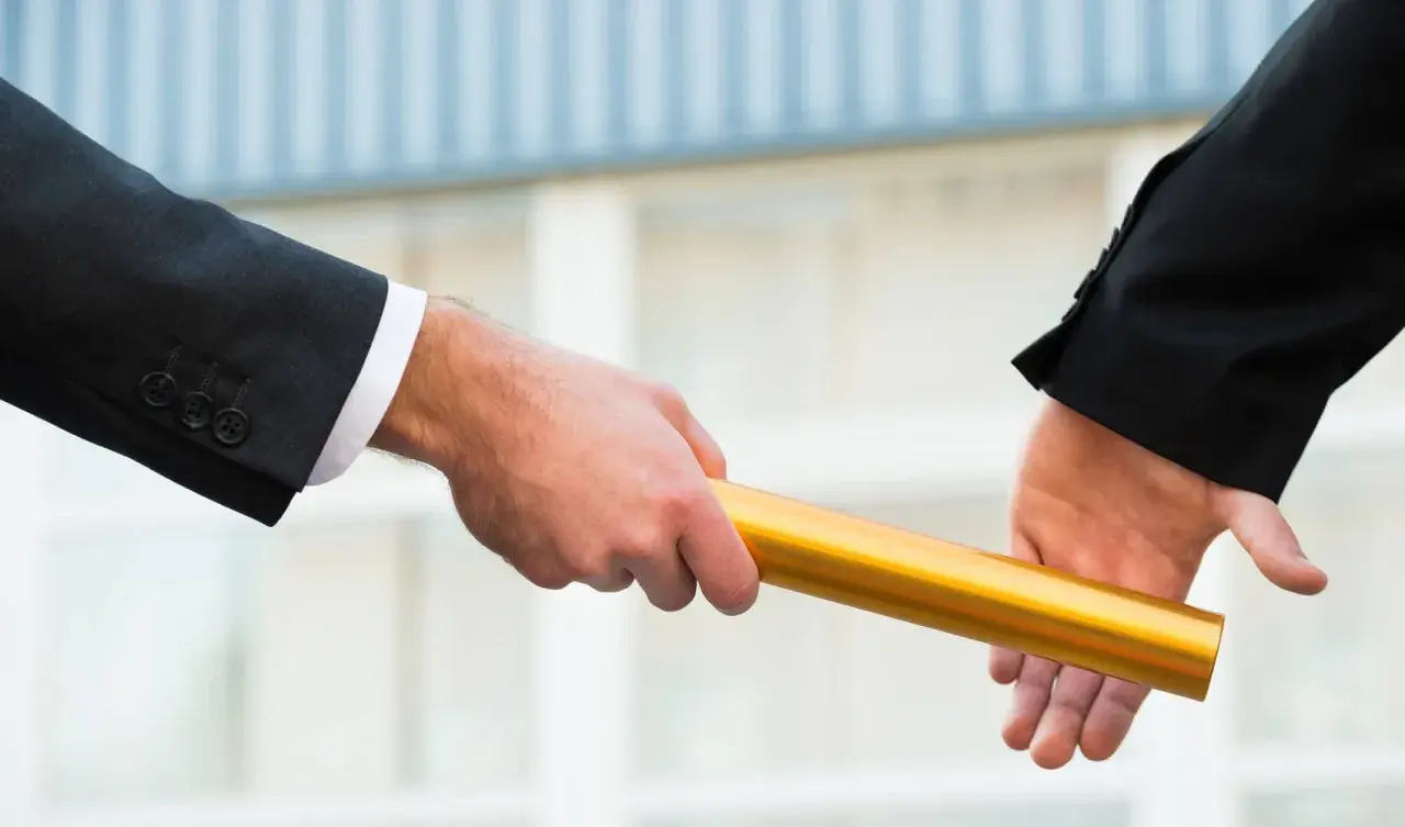 Passaggio di testimone: la gestione dell'indennità di accompagnamento dopo morte, un nuovo inizio.
