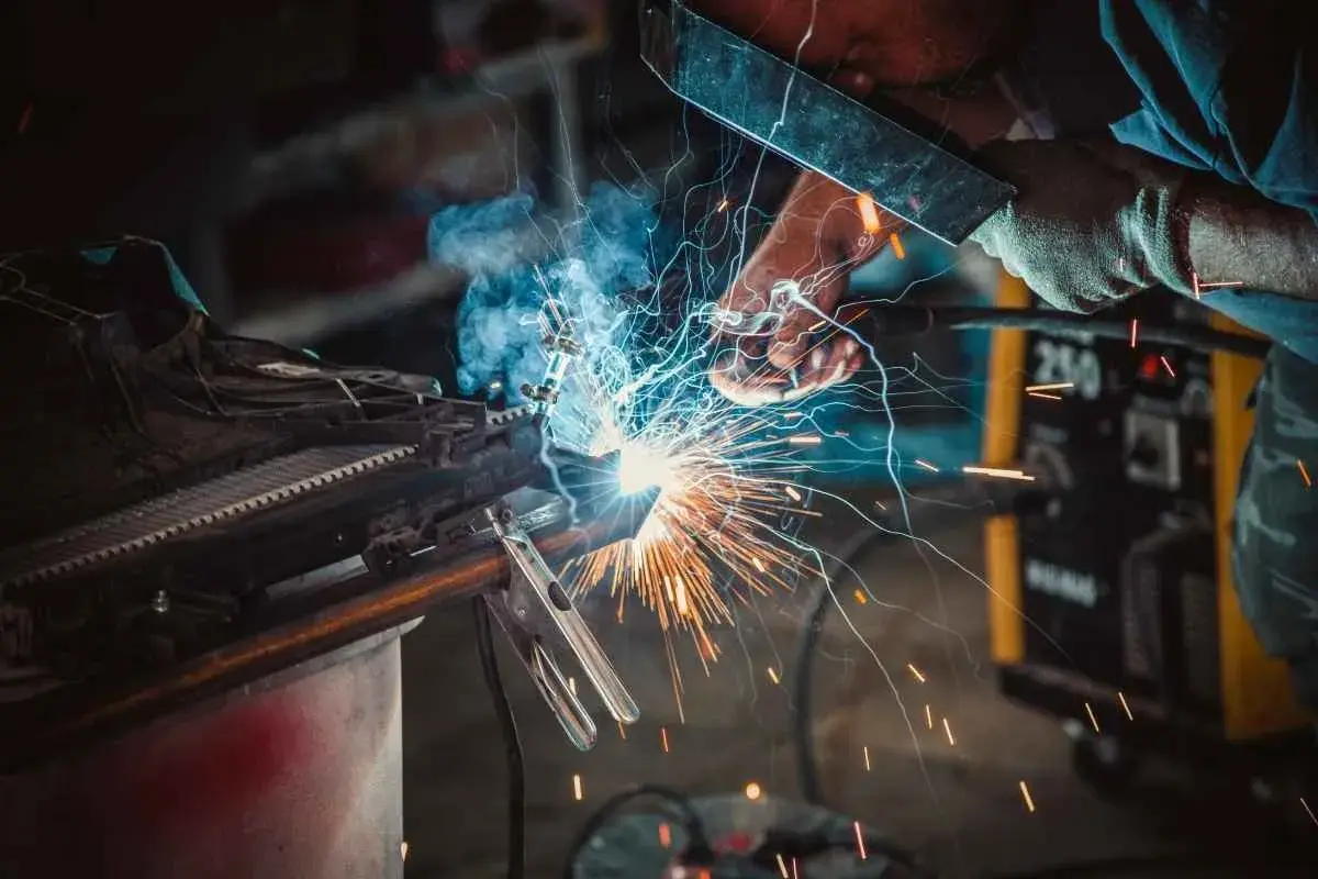 Spawanie aluminium MIG jaki gaz wybrać, aby uniknąć problemów?