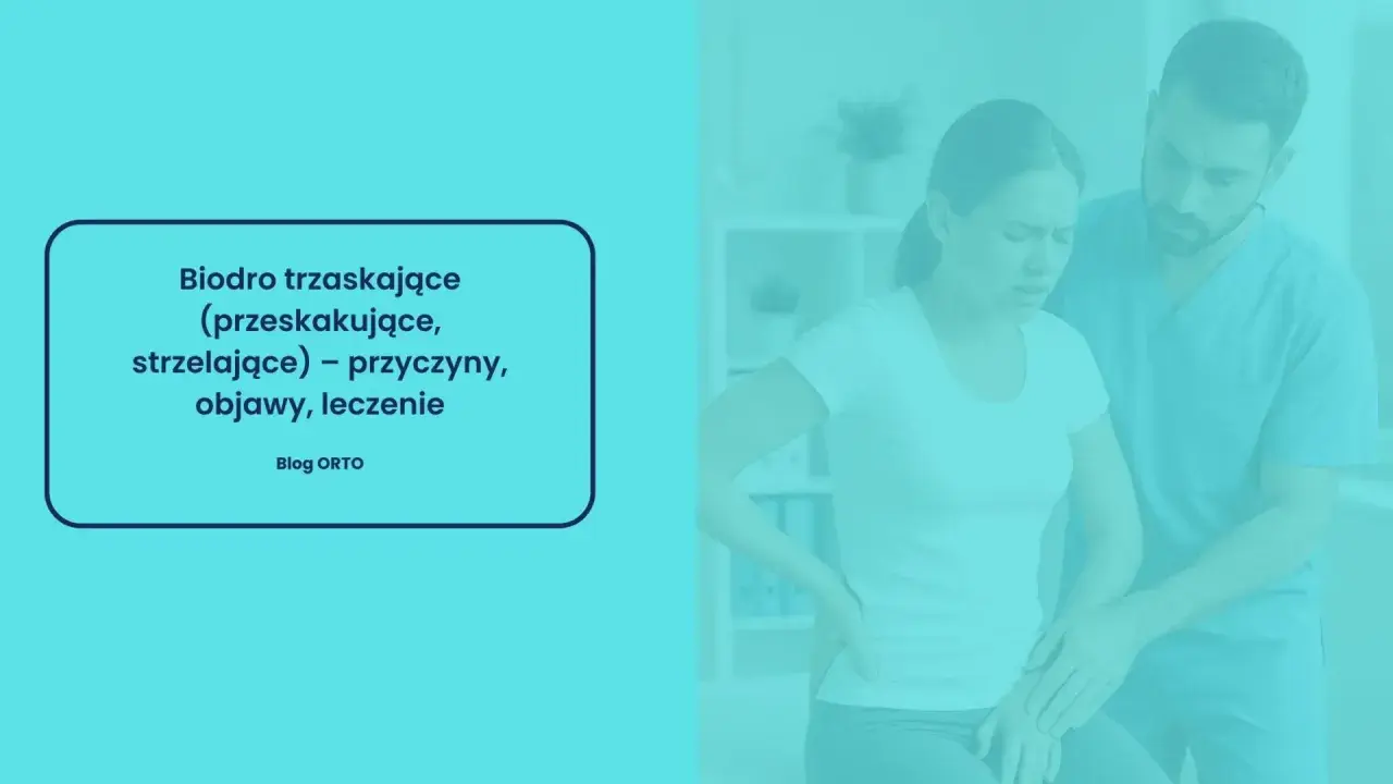Fizjoterapeuta bada biodro kobiety, która odczuwa ból.