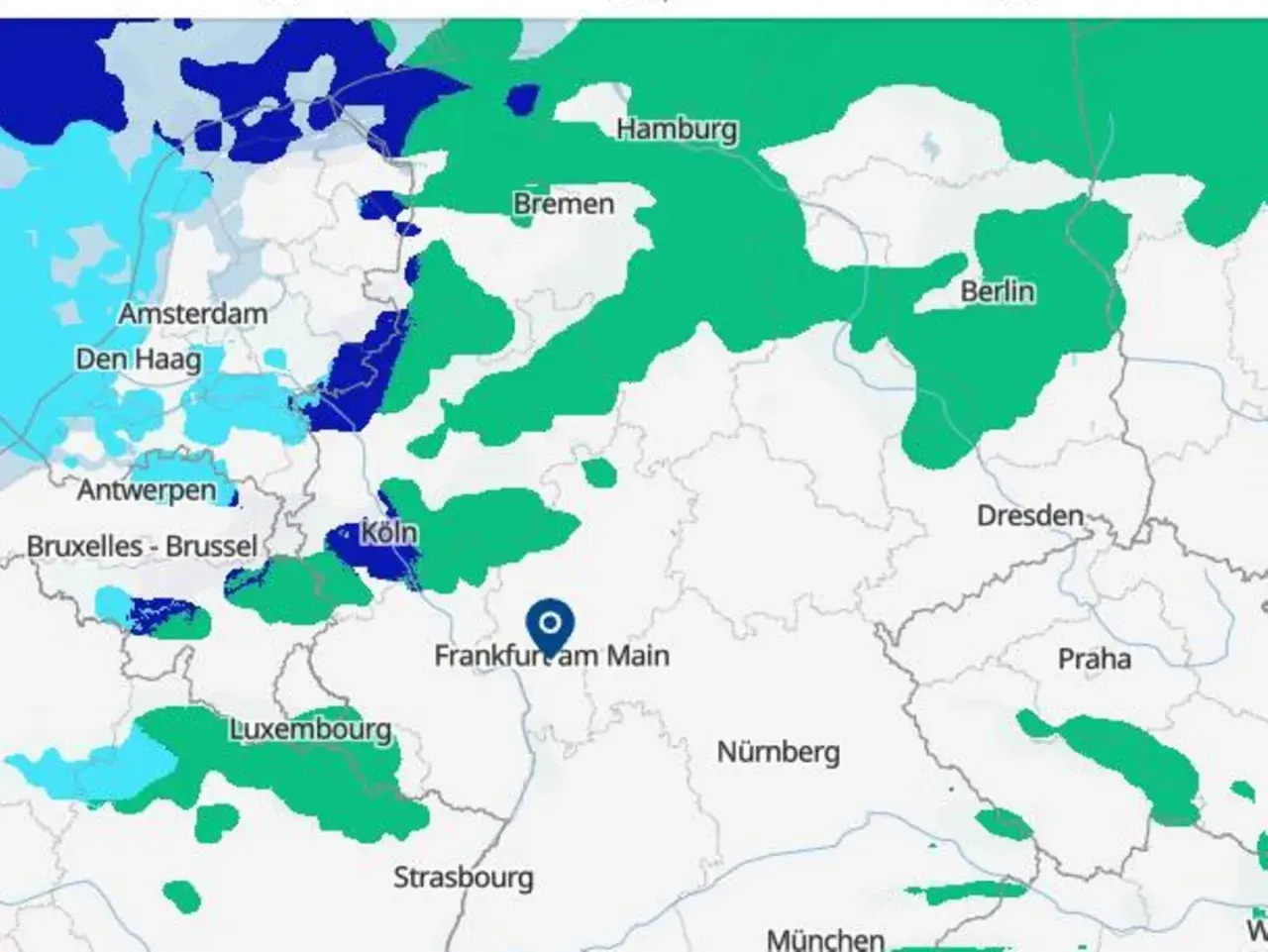 Schneevorhersage für Dezember in Deutschland: Grün zeigt Schnee an, besonders um Berlin und Hamburg. Blaue und hellblaue Flächen deuten auf Regen oder nassen Schnee hin.