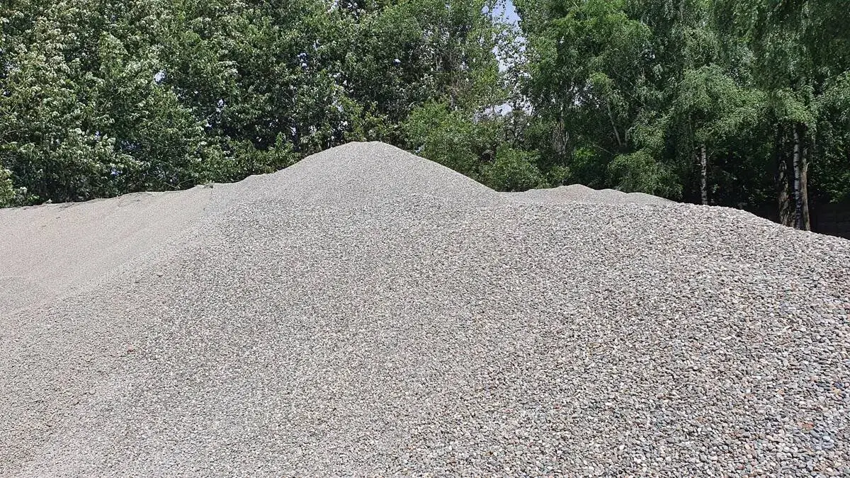 Ile waży m3 żwiru 2-8 mm? Zaskakujące różnice w wadze!