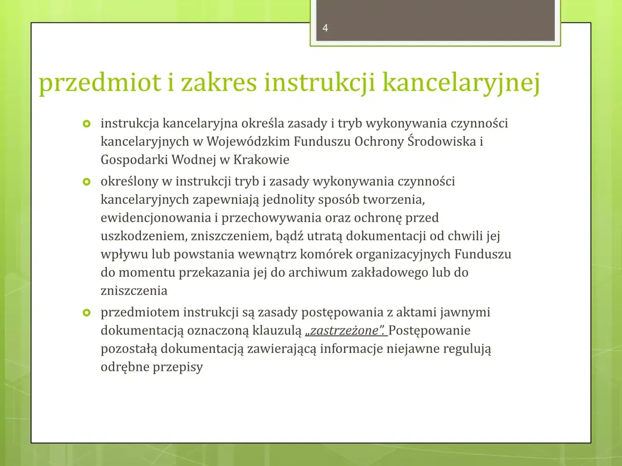 Instrukcja kancelaryjna: Co to jest? Kto musi mieć i dlaczego?
