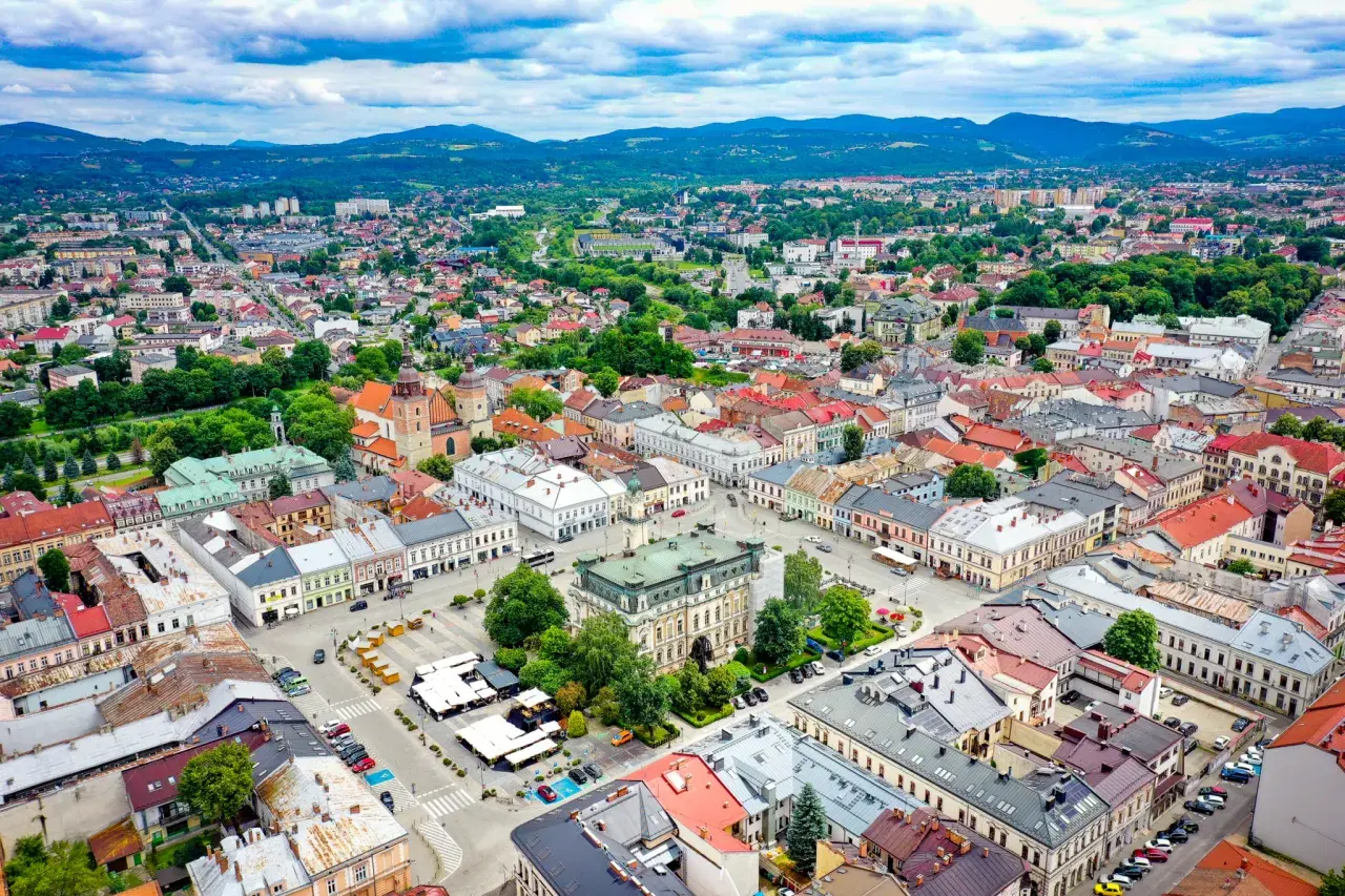 Nowy Sącz: Co zobaczyć? Odkryj perły Małopolski w 1 dzień lub weekend!