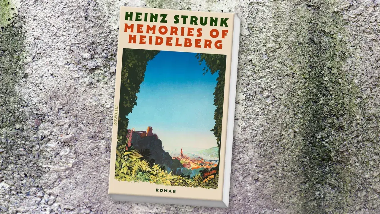 Heinz Strunk neues Buch: "Memories of Heidelberg" Roman, ein Blick auf die malerische Stadt mit Schloss und Neckar.