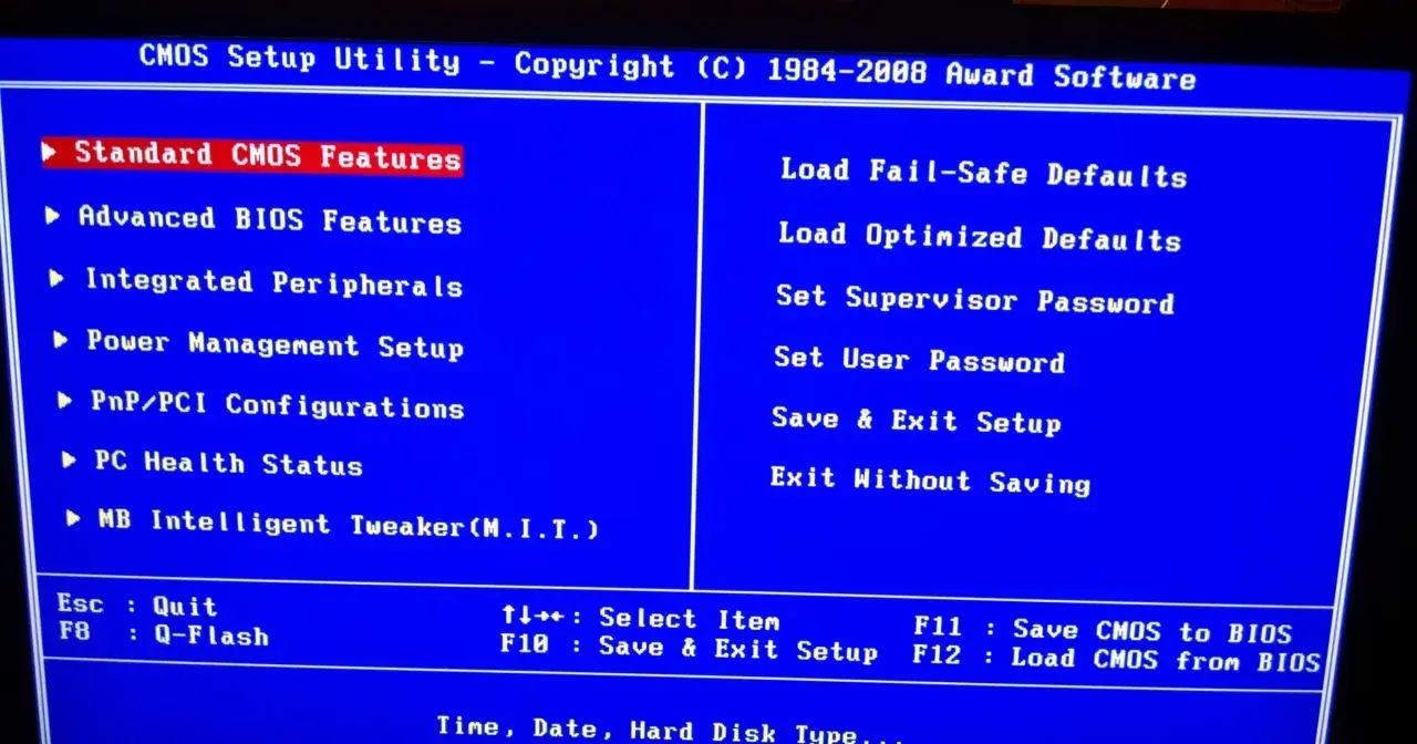 Ekran BIOS Gigabyte. Menu zawiera opcje takie jak "Standard CMOS Features", "Advanced BIOS Features" i "MB Intelligent Tweaker". Można tu znaleźć wskazówki, jak zaktualizować BIOS Gigabyte.