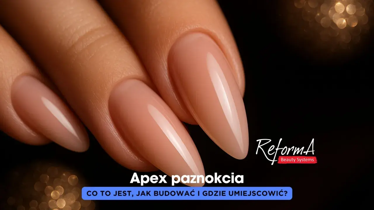 Zbliżenie na dłonie z idealnie wykonanymi paznokciami w kształcie migdała, podkreślające ich apex.