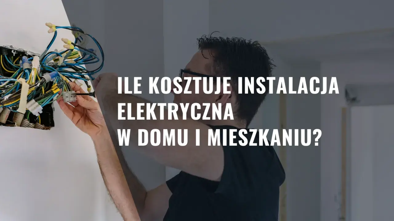 Elektryk pracuje nad plątaniną przewodów. Dowiedz się, ile kosztuje instalacja elektryczna w domu i mieszkaniu.