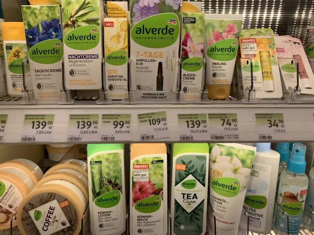 Co warto kupić w DM? Odkryj najlepsze produkty, które zachwycają