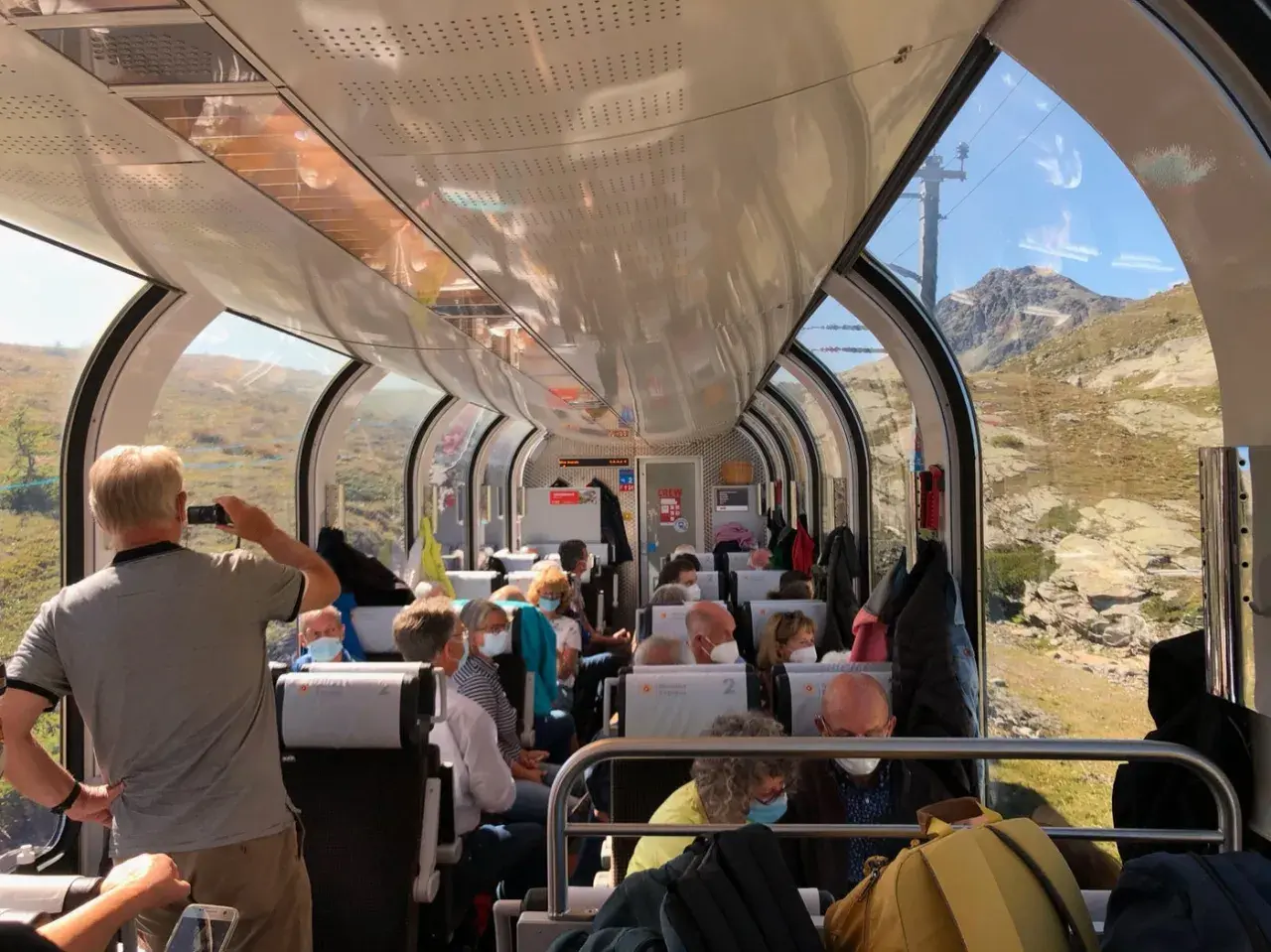 Resa med tåg genom Alperna, en fantastisk upplevelse under ett interrail italien.