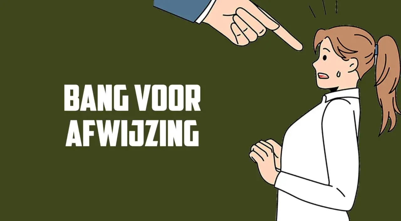 Een vinger wijst beschuldigend naar een meisje dat bang is voor afwijzing. Ze staat met haar handen gevouwen, haar gezicht toont angst.
