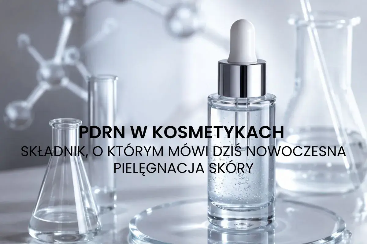 PDRN w kosmetykach: składnik, o którym mówi dziś nowoczesna pielęgnacja skóry. Serum w butelce z pipetą i naczynia laboratoryjne.