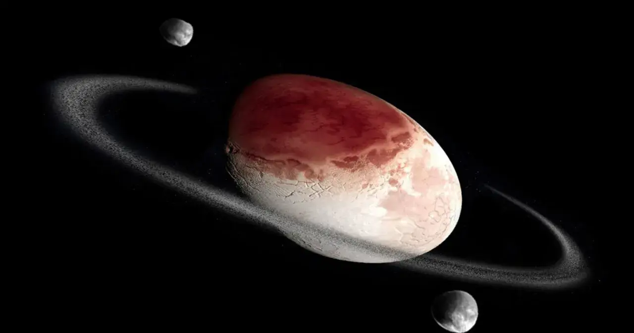 Okrążana pierścieniem planeta karłowata Haumea z dwoma księżycami na czarnym tle kosmosu.
