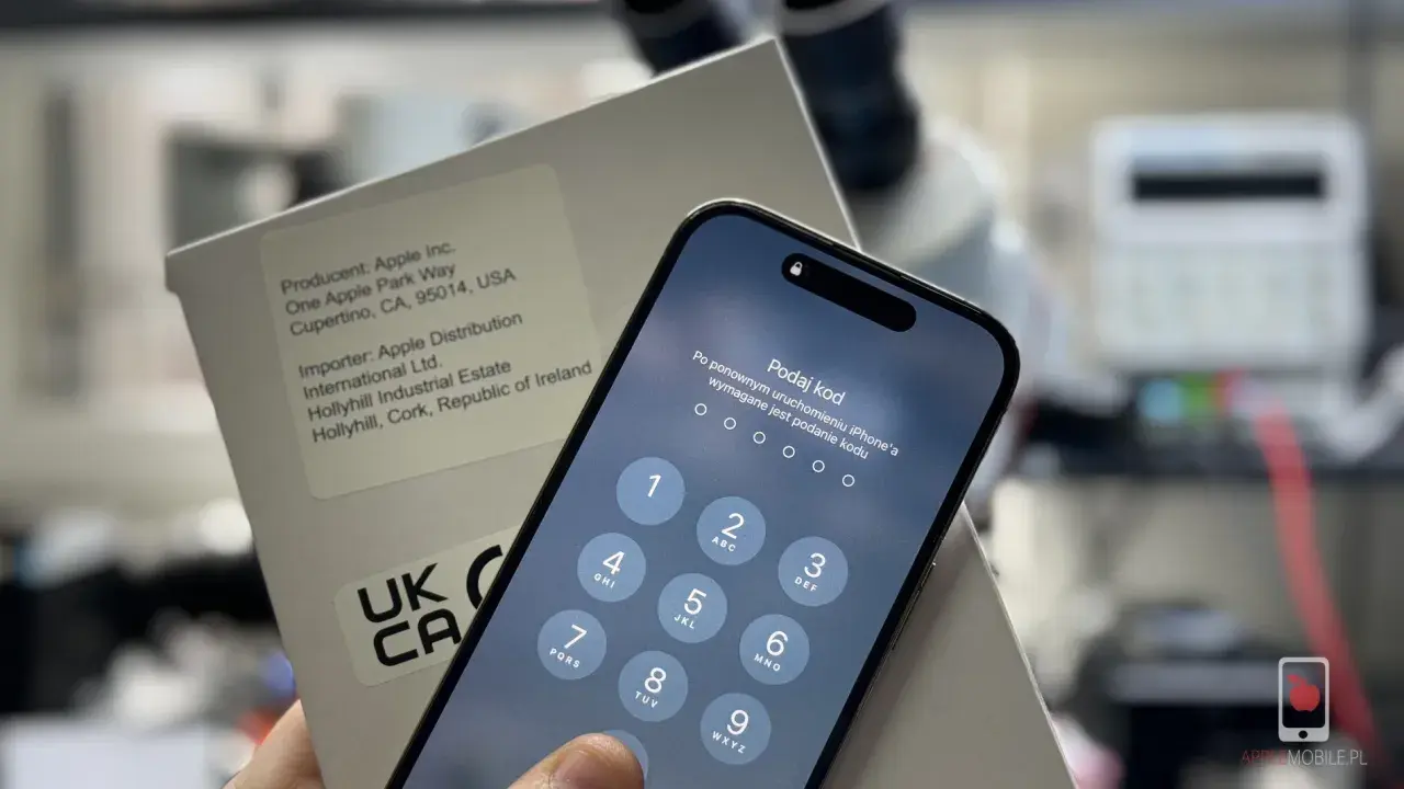 iPhone 15 zablokowany po wymianie baterii. Sprawdzamy, ile kosztuje wymiana baterii w iPhone 15.