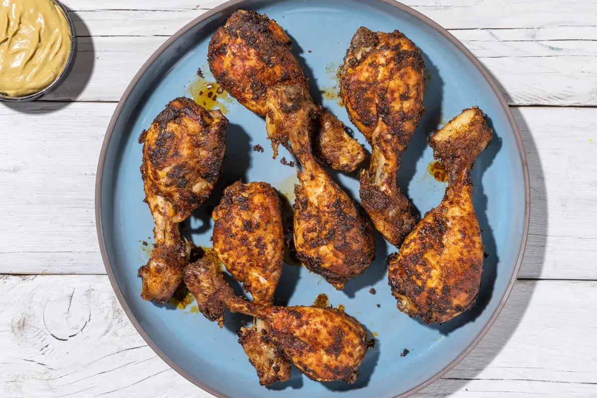 Fusi di pollo croccanti e dorati, cotti alla perfezione nella friggitrice ad aria. Un piatto gustoso e leggero.