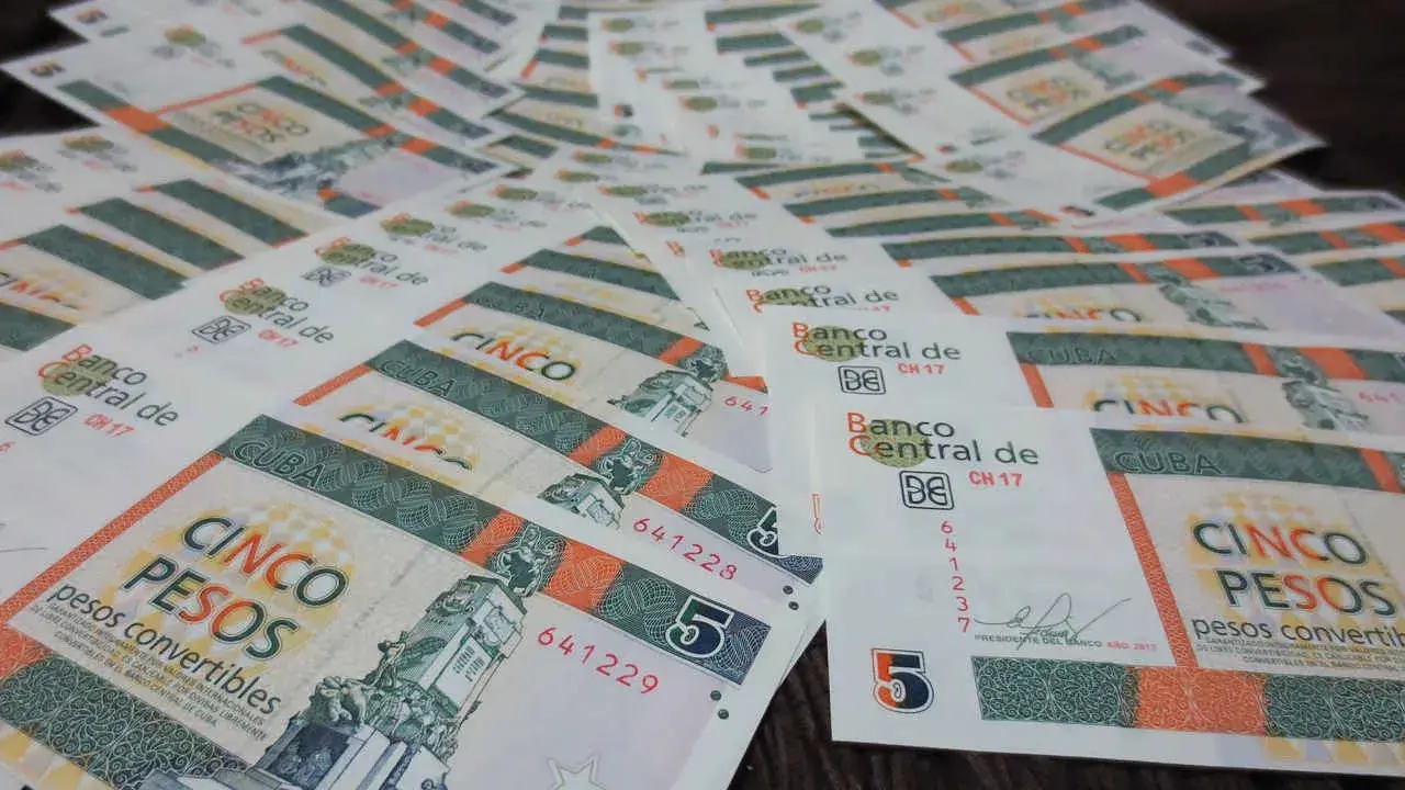 Kuba jaka waluta – uniknij problemów z wymianą pieniędzy