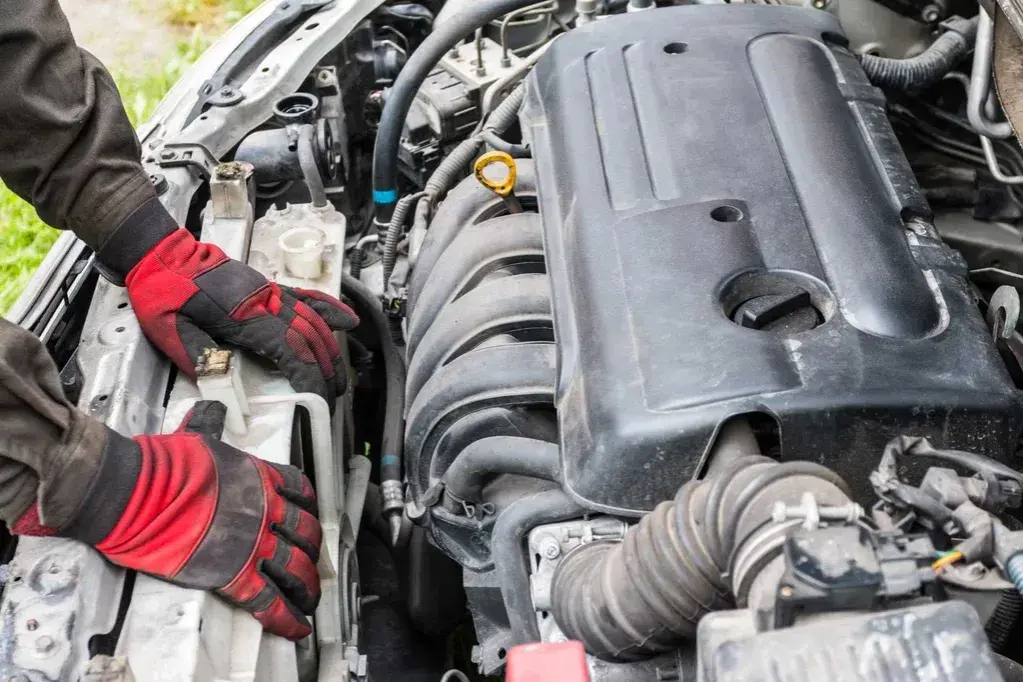 Jaka powinna być temperatura silnika, aby uniknąć przegrzania?