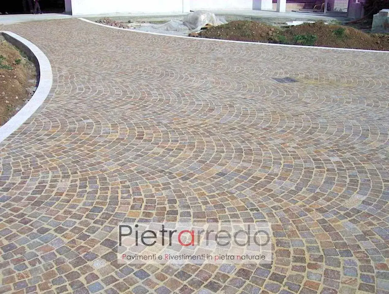 Viali in sampietrini per esterno, prezzi convenienti per pavimentazioni in pietra naturale.