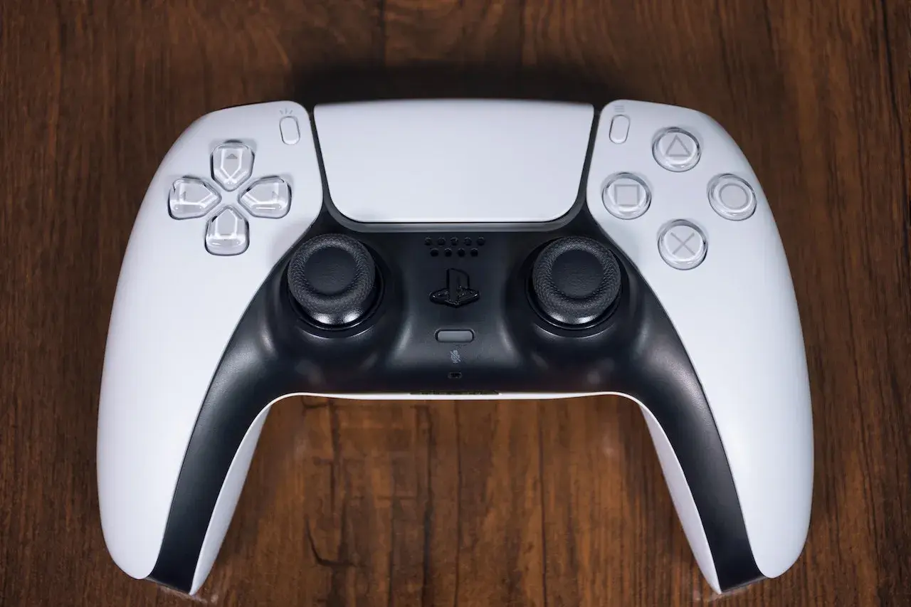 PlayStation 5: Ile prądu zużywa i jak obniżyć koszty?