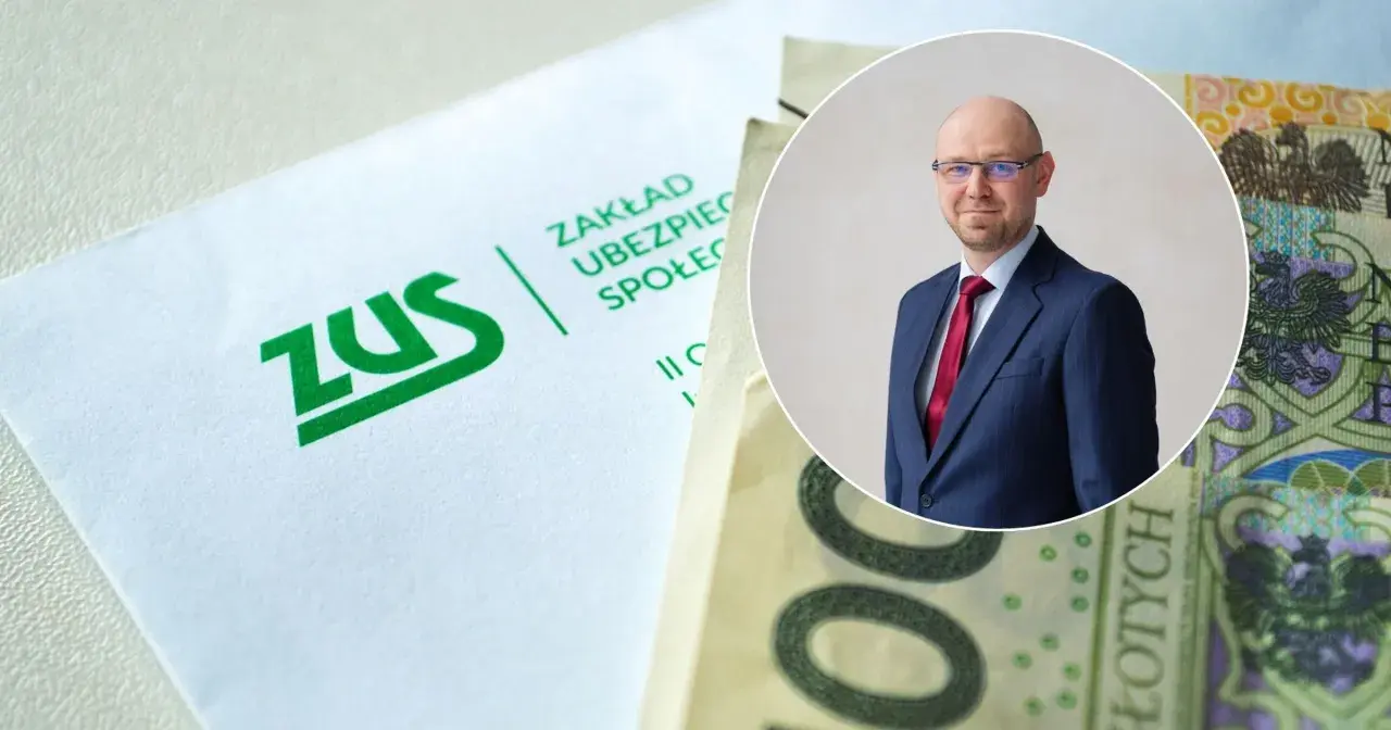 Mężczyzna w garniturze obok dokumentów ZUS i banknotów. Może to być oligofrenopedagog omawiający świadczenia.