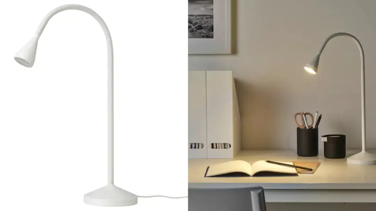 Lámpara de escritorio blanca con brazo flexible, ideal para iluminar tu espacio de estudio. Un flexo grande y funcional.