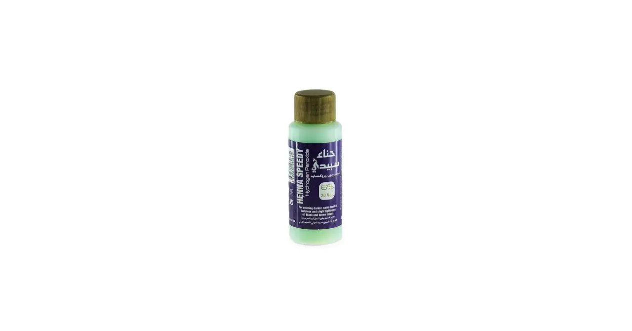 Butelka z zielonym płynem i etykietą "HENNA SPEEDY Hydrogen Peroxide 6%".