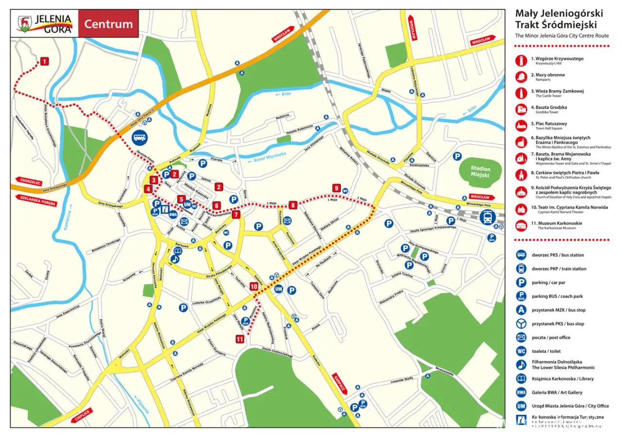 Mapa Jeleniej Góry z zaznaczonymi atrakcjami turystycznymi, w tym Ratuszem, Teatrem i Muzeum Karkonoskim.