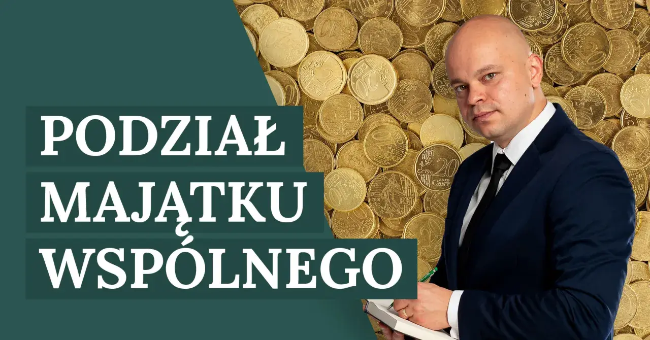 Mężczyzna w garniturze analizuje wielkość nabywanego udziału w majątku wspólnym, na tle stosu monet euro.