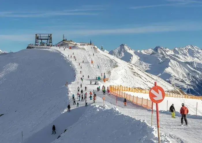 Austria: najlepsze miejsca na narty dla początkujących, które musisz znać