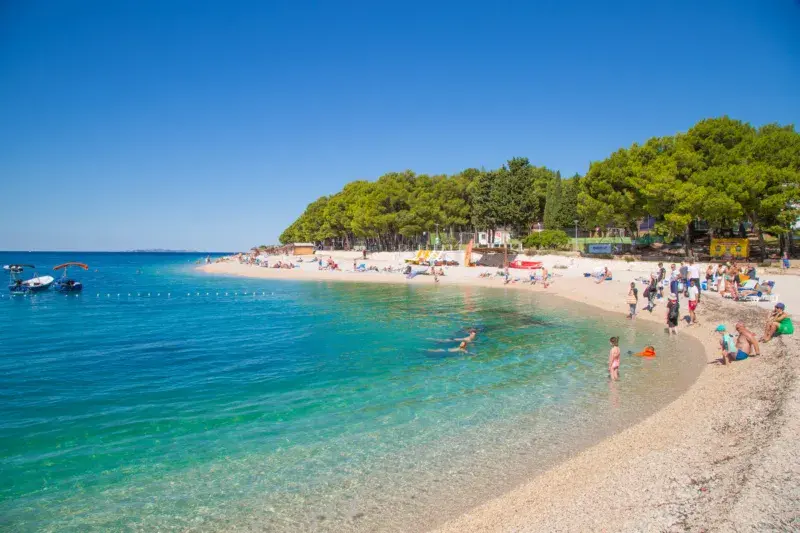 Chorwacja z dziećmi: Gdzie jechać? Plaże, atrakcje i porady