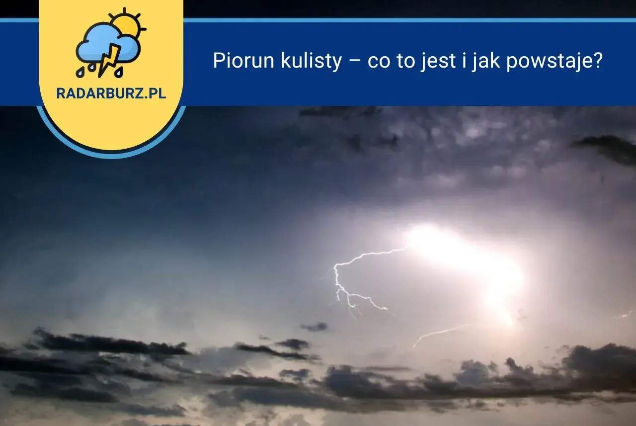 Jasne niebo rozświetla błyskawica, a nad nią chmury z symbolem burzy. Piorun kulisty – zagadka natury.