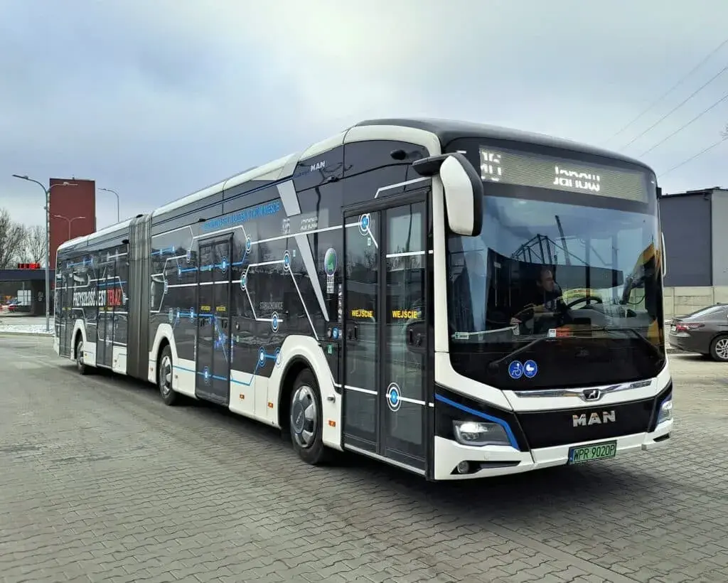 Ile trwa bus Warszawa-Lublin? Uniknij korków i zapłać mniej