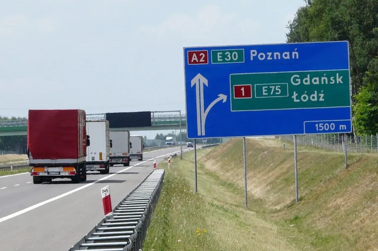 Autostrada A2 E30 Poznań, 1 E75 Gdańsk Łódź. Kierowcy zastanawiają się, ile kosztuje autostrada Łódź Poznań.