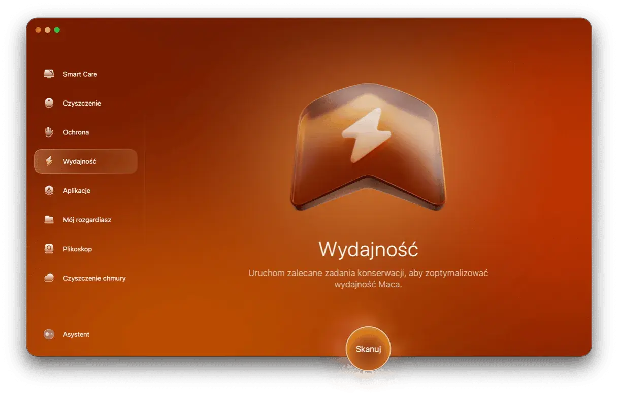 Interfejs aplikacji na macOS Monterey z opcją "Wydajność" podświetloną. Ikona błyskawicy i przycisk "Skanuj" sugerują optymalizację systemu.