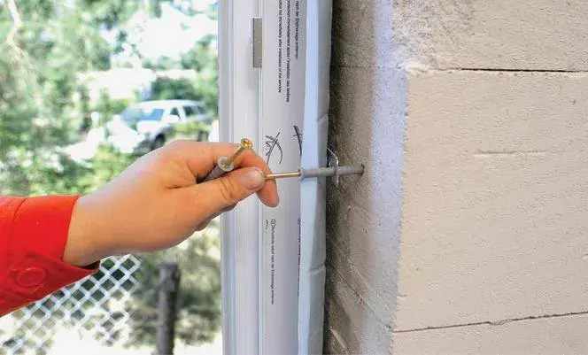 Jak montować okna PCV - uniknij najczęstszych błędów przy instalacji