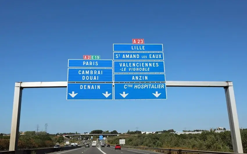 Jak się płaci za autostrady we Francji? Uniknij nieprzyjemnych niespodzianek