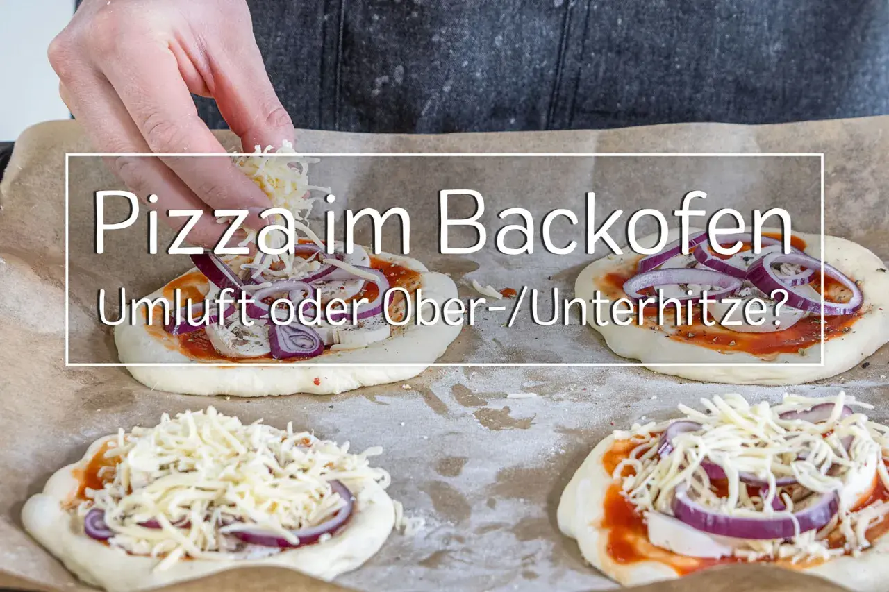 Vier kleine Pizzen werden belegt. Die Frage: Pizza im Backofen – Umluft oder Ober-/Unterhitze?