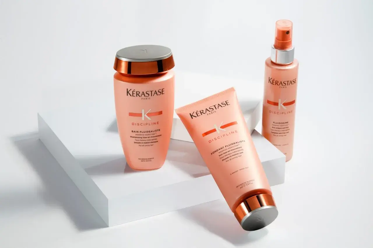 Prodotti Kérastase Discipline con Morpho-Keratine, ideali per domare i capelli indisciplinati. La cheratina serve a rendere i capelli lisci e gestibili.