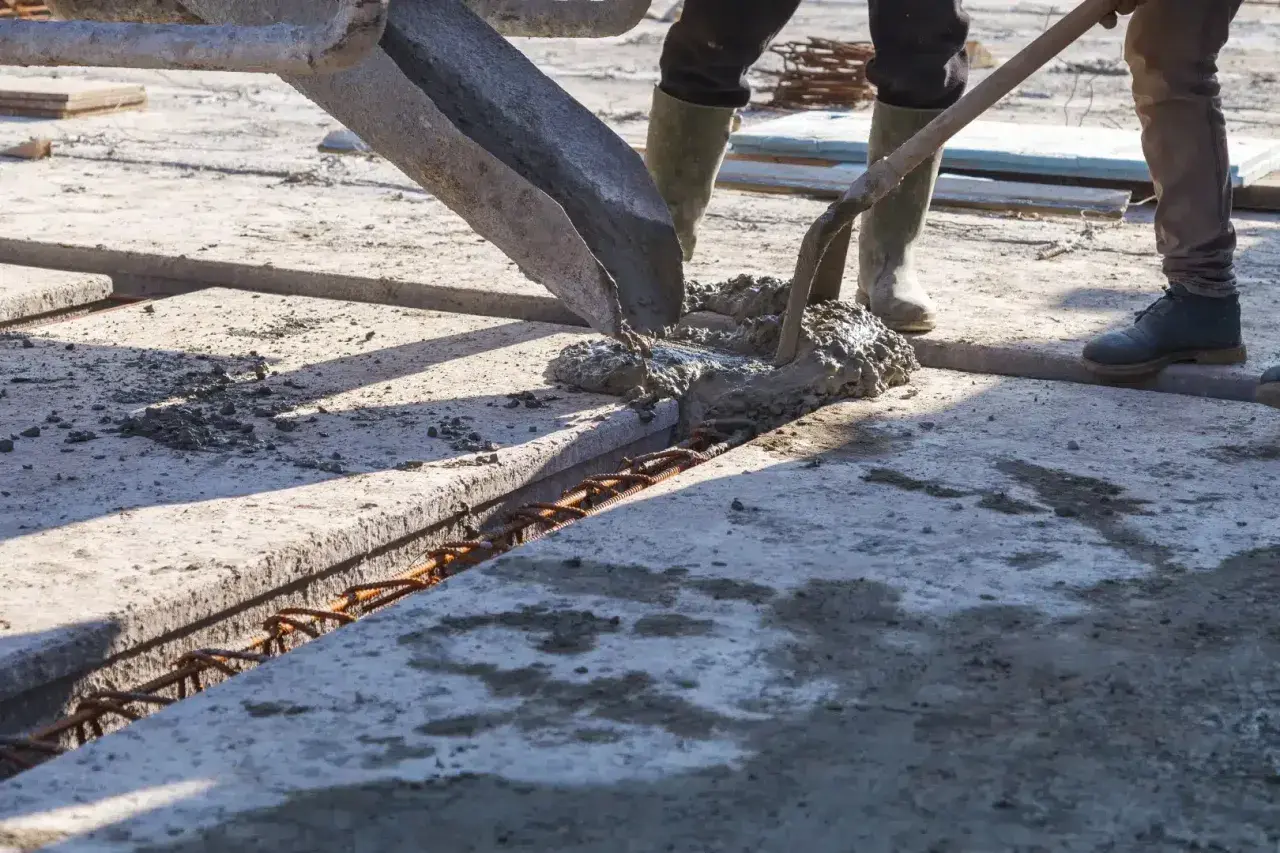 Beton m3 w 2024: Ceny, klasy, transport nie przepłacaj!