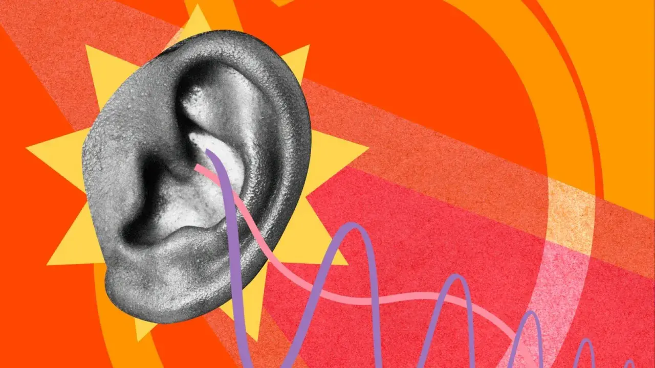 Oído humano con ondas sonoras y gráficos, representando la escucha activa en una estrategia digital.