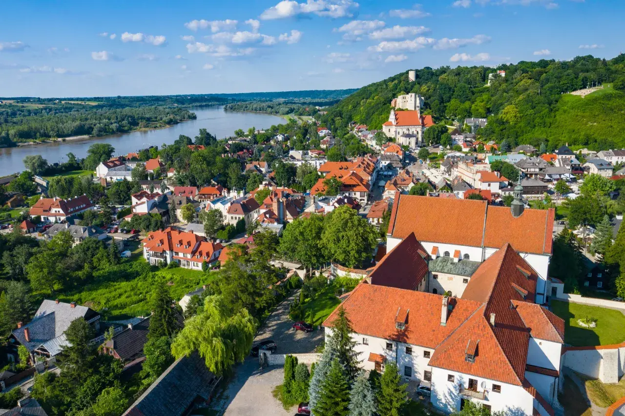 Kazimierz Dolny: Co zobaczyć? Przewodnik po atrakcjach i sekretach