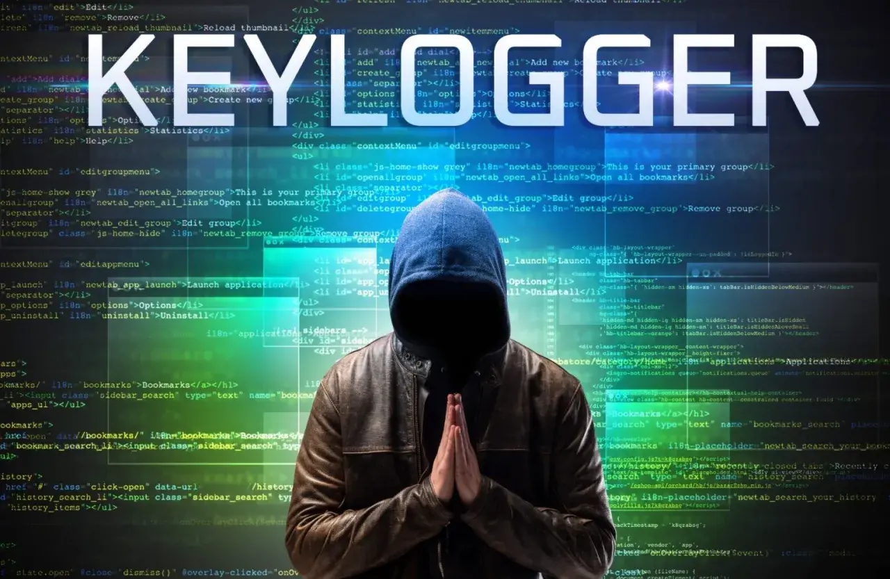 Haker w kapturze na tle kodu, symbolizuje zagrożenie. **Keylogger co to**? To program szpiegujący, który rejestruje każde naciśnięcie klawisza.