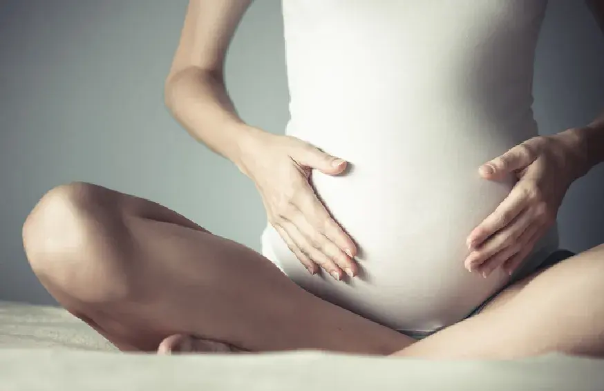 Kiedy jakie badania w ciąży? Sprawdź, aby uniknąć zagrożeń dla zdrowia.