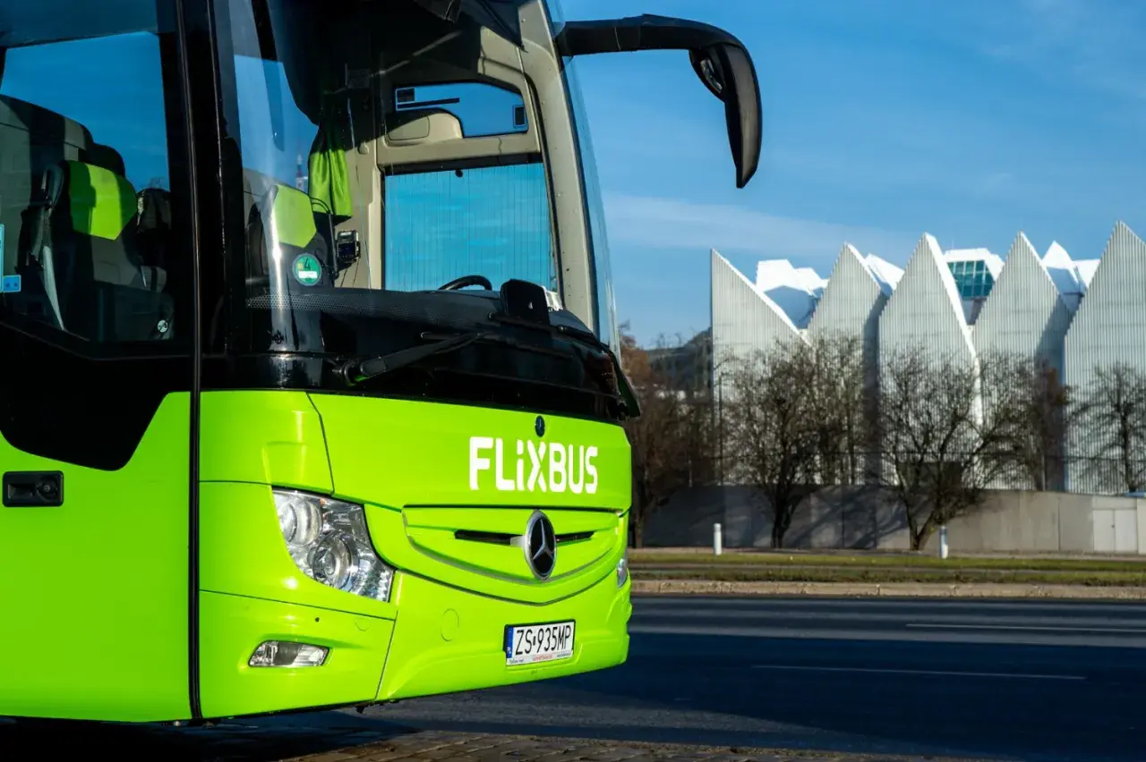 Gdzie PolskiBus w Poznaniu? Znajdź przystanek FlixBus na Dworcu Głównym!